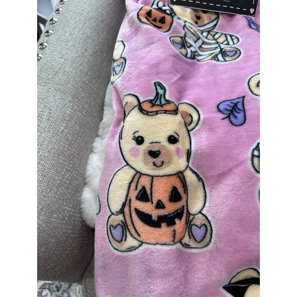Betsy Johnson Pink Halloween Bears Ultra Plush Throw Blanket  50 x 70 In￼